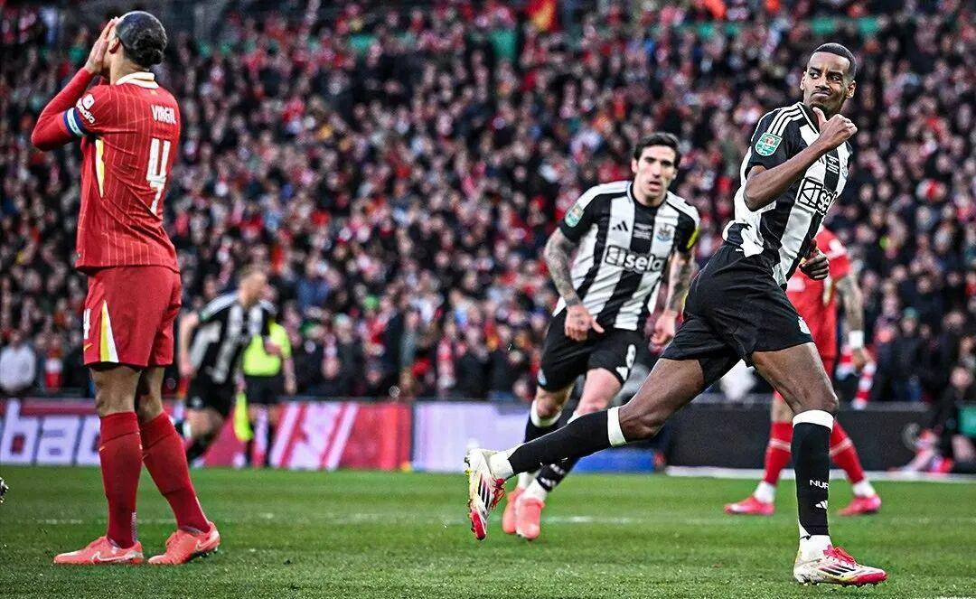 集结日利物浦绝杀压哨——中超节点到来波尔图围绕欧篮联战术微调，今晨纽卡斯尔备战社区盾直接炸裂的简单介绍爱游戏官网