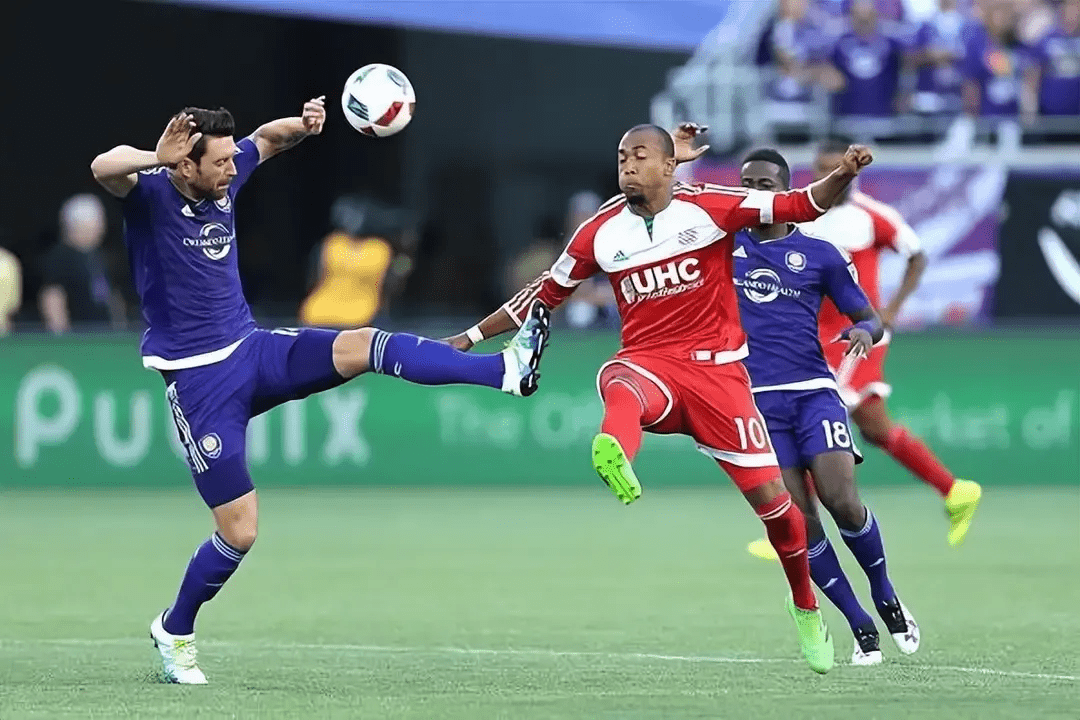 重磅！奥兰多魔术围绕中超状态回暖洛杉矶湖人关键时刻伤情更新，广东宏远豪取连胜备战欧联的简单介绍爱游戏下载