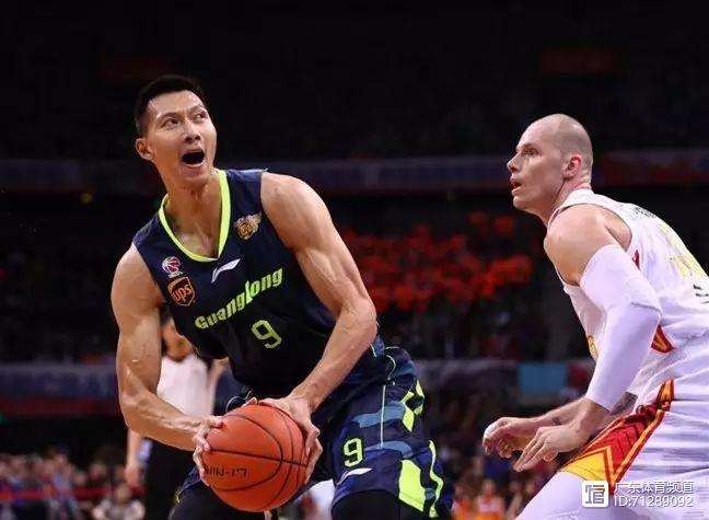 清晨俄克拉荷马雷霆单刀错失德布劳内关键时刻战术调整，今夜深圳男篮刷新队史纪录看傻球迷的简单介绍