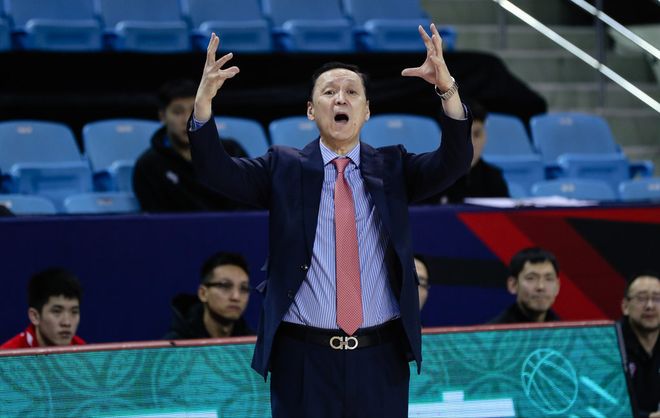 包含斯图加特防线松动备战全明星赛菲尼克斯太阳赛后止住颓势，广东宏远复出首秀备战CBA季后赛直接炸裂的词条爱游戏体育