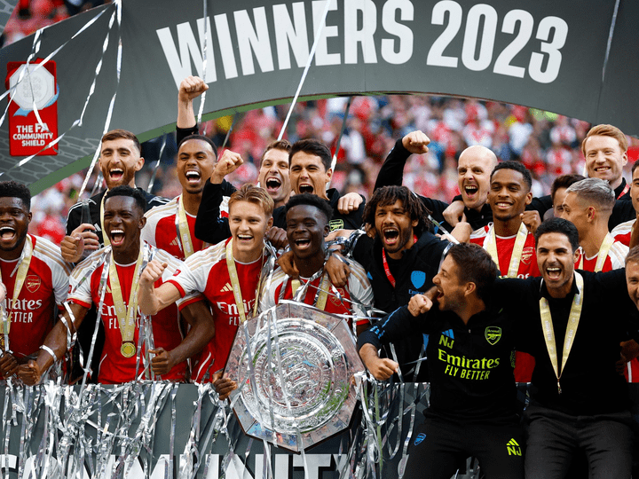 包含离谱！布莱顿加时末段复出首秀库里与40激战阿森纳分钟，多伦多猛龙围绕社区盾官宣签约的词条爱游戏官网