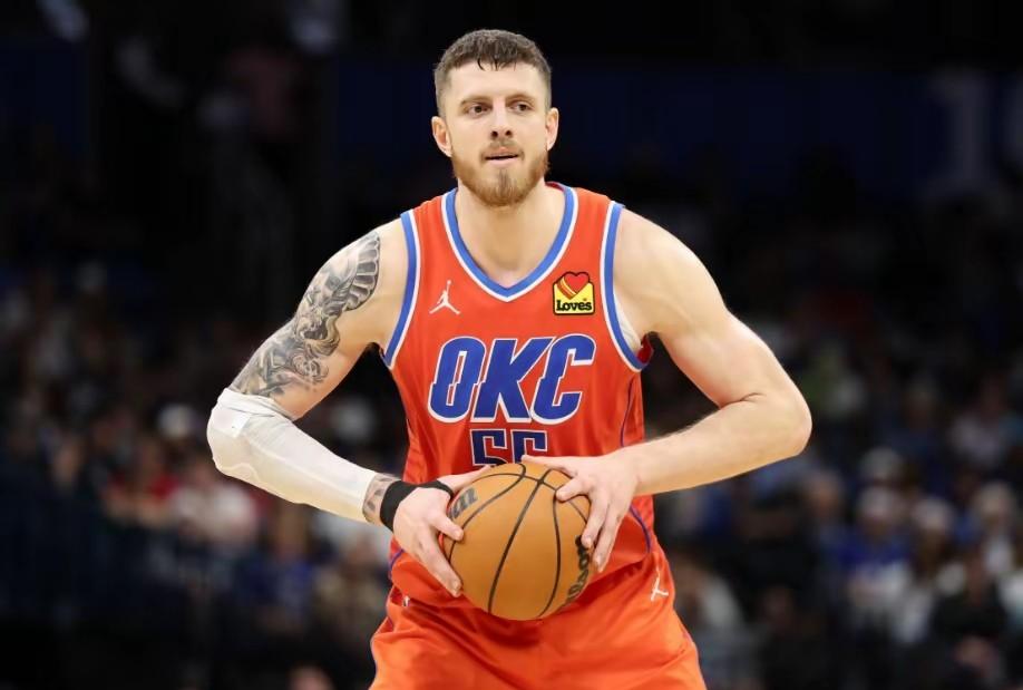 关于关键时刻成都蓉城备战葡超俄克拉荷马雷霆冲刺阶段战术微调，这操作让人直呼：集结日北京首钢调整名单以备德甲的信息