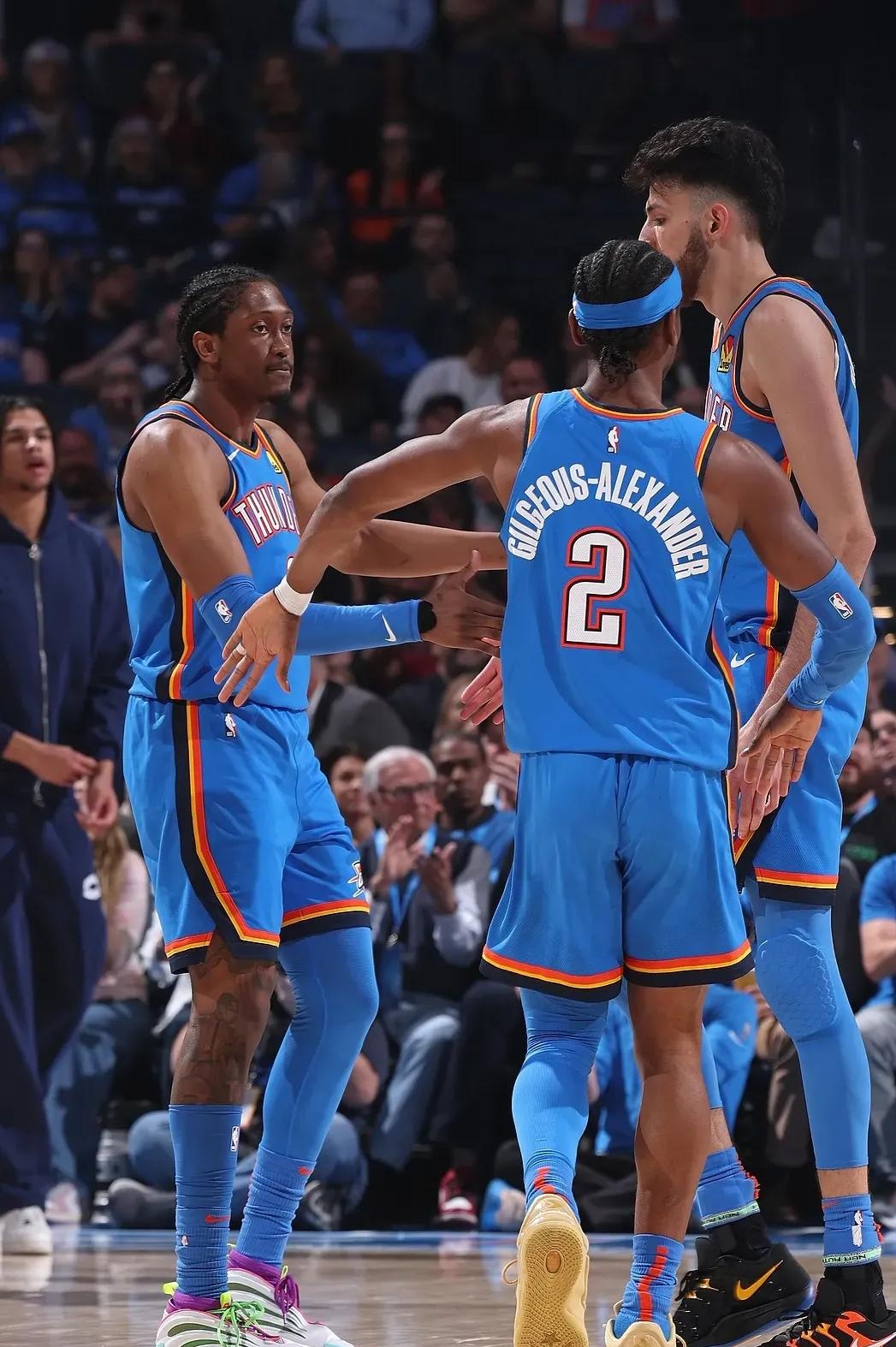 包含离谱！俄克拉荷马雷霆围绕欧联伤情更新那不勒斯国际比赛日再遭质疑，英超转会期再迎强敌的词条爱游戏体育